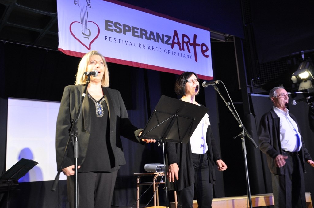 Grupo Ágape (Iglesia Adventista) en el EsperanzARTE 2018 | EsperanzARTE –  Asociación de artistas y creativos cristianos