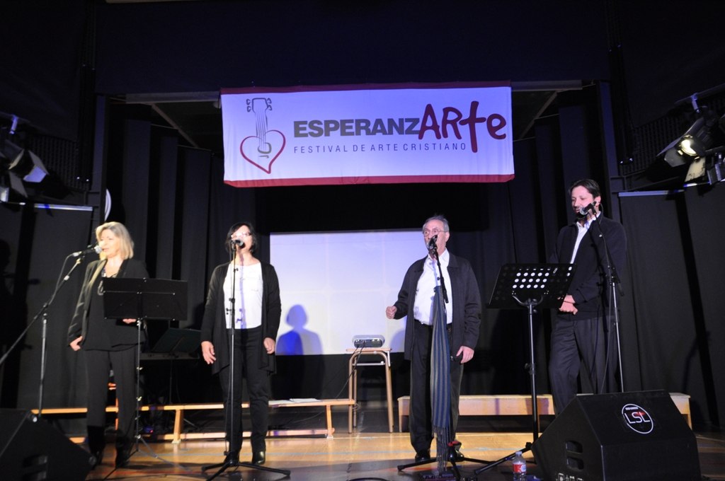 Grupo Ágape (Iglesia Adventista) en el EsperanzARTE 2018 | EsperanzARTE –  Asociación de artistas y creativos cristianos