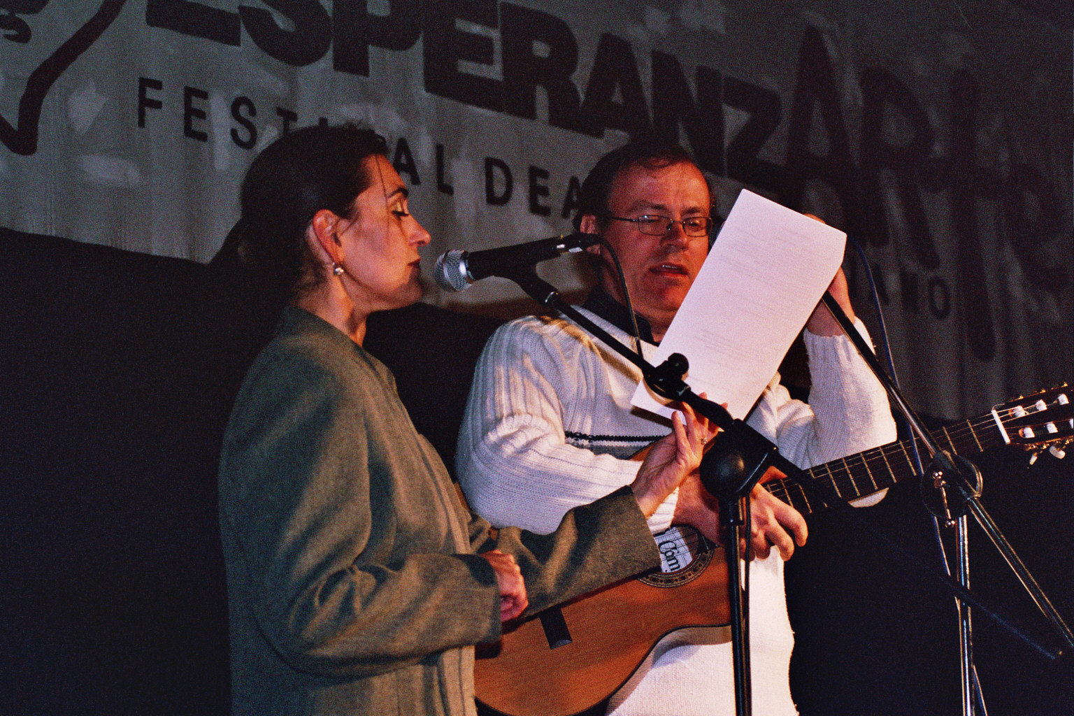 Voces y Guitarras - EsperanzARTE 2004